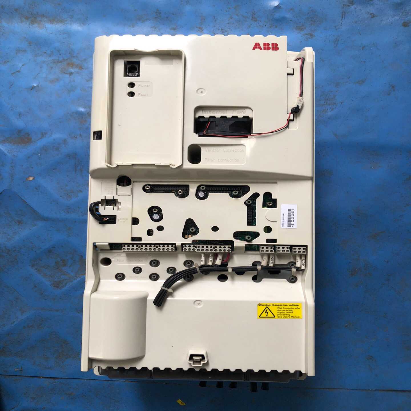 咨询-ABB变频器ACS800-104-0040-3N664