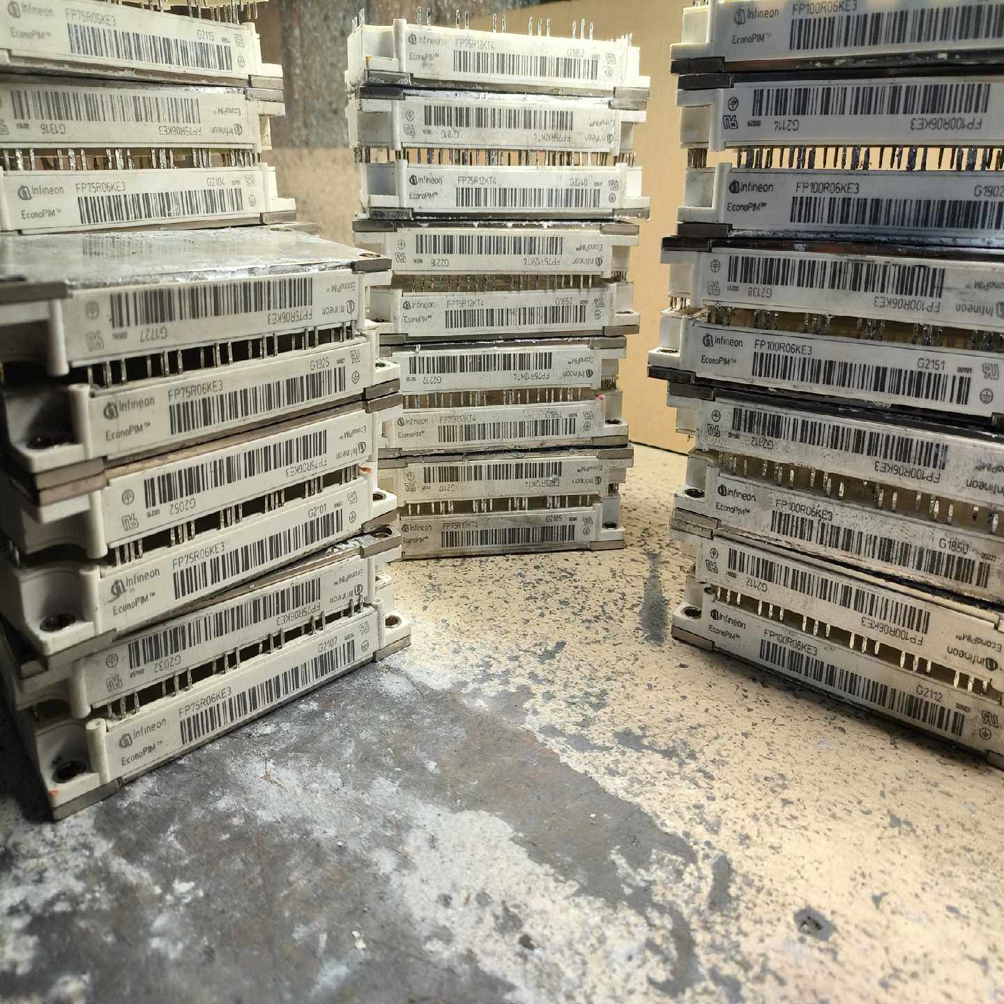 FP75R06KE3FP100R06KE3FP75R12