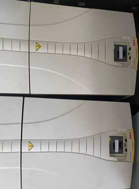 变频器ACS510-01-125A-4，55KW功率，