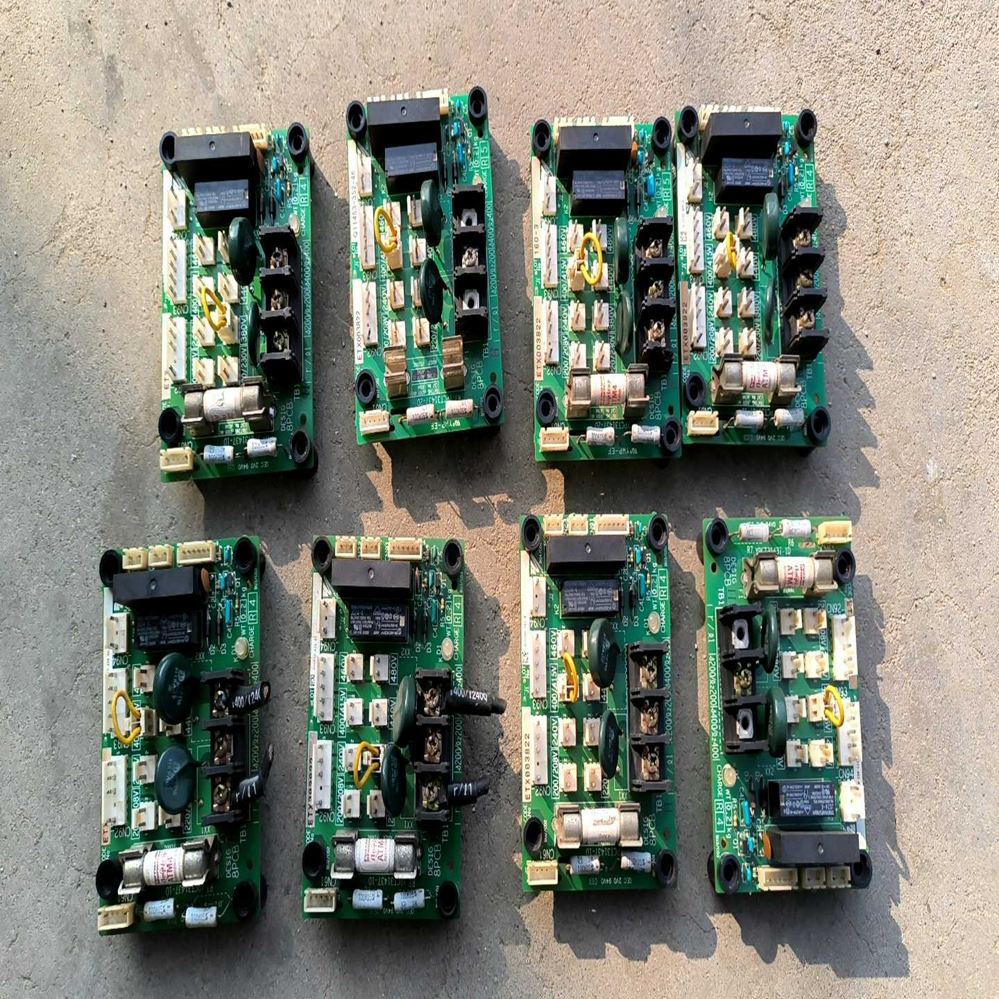 询价安川G7F7E7S7变频器ETX003822