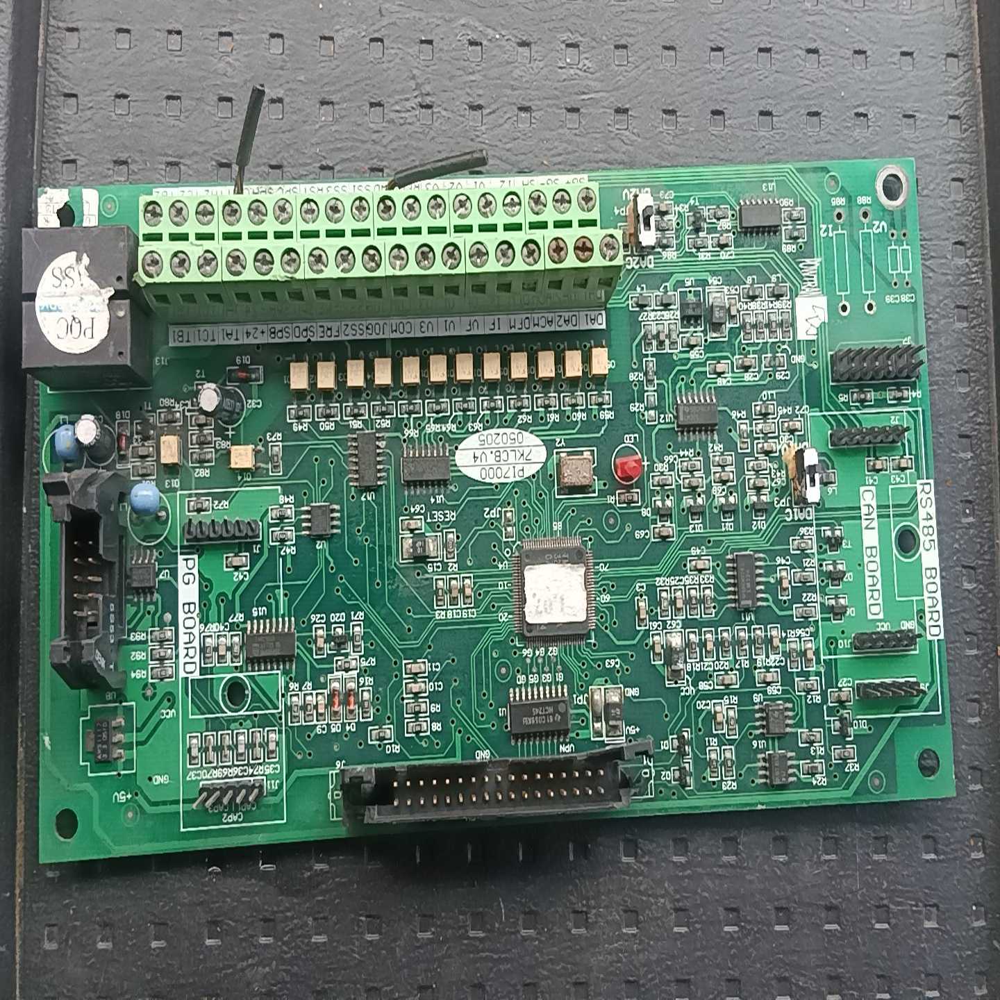 普传变频器主控板 PI7000  7KLCB.V4，无修（gg设备）