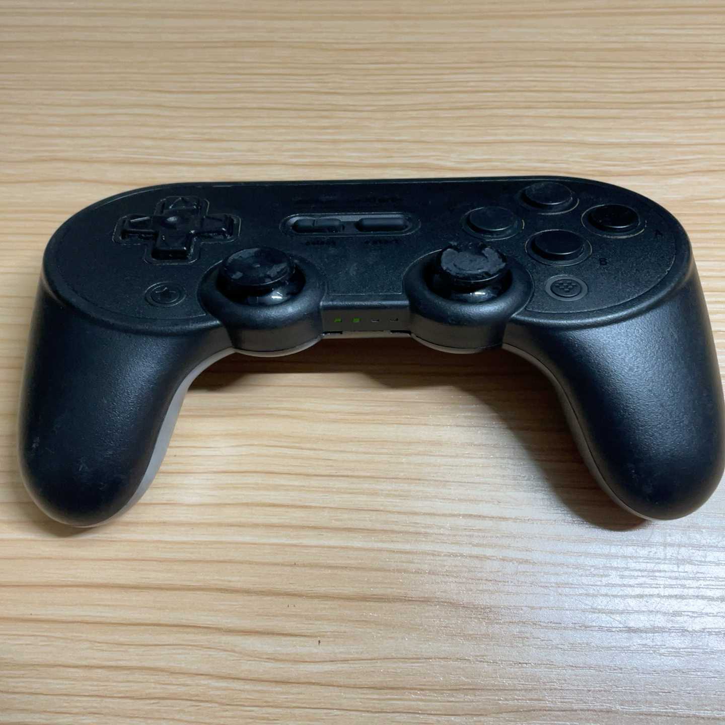 八位堂SN30Pro无线蓝牙游戏手柄,黑色,能亮灯不包好--议价商品