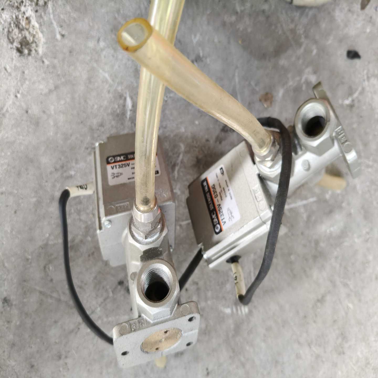 询价SMC电磁阀VT325V-035G