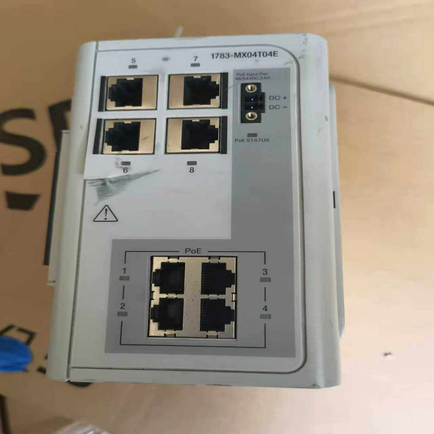 AB交换机，1783-MX04T04E功能正常，面皮破损询价