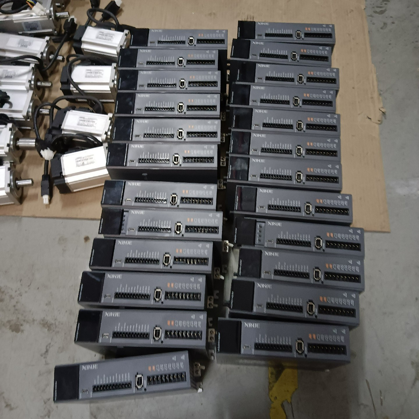 信捷DS5L1 400瓦伺服套装~询价