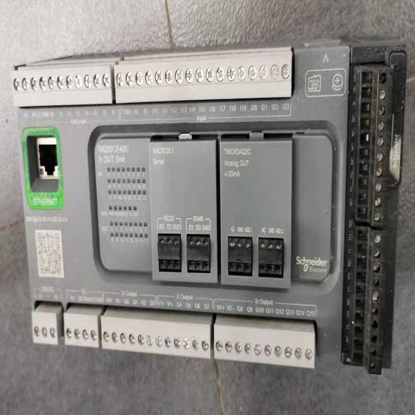 TMCR2AQ2C施耐德PLC模块原装现货--议价商品