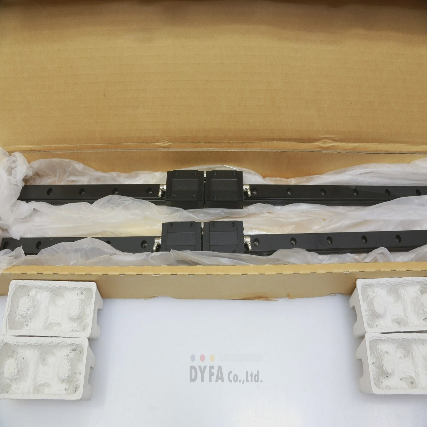 IKO带盒LWES20C2R860QE1572R4BLWES20RaydentLMGuide