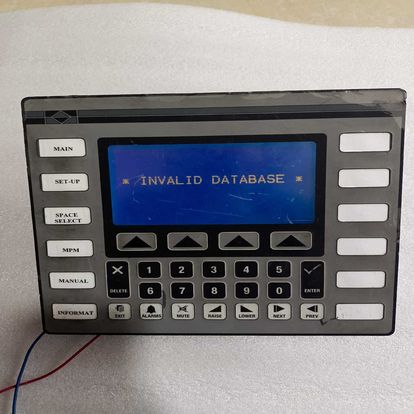 redlion红狮GL350，图片实物充通电液晶有一根询价