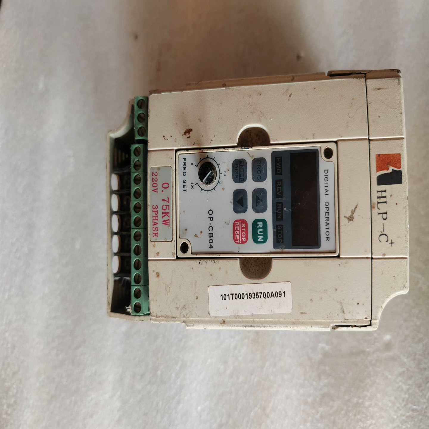 海利普变频器HLP-C，型号HLPC0D7523B，0.-议价