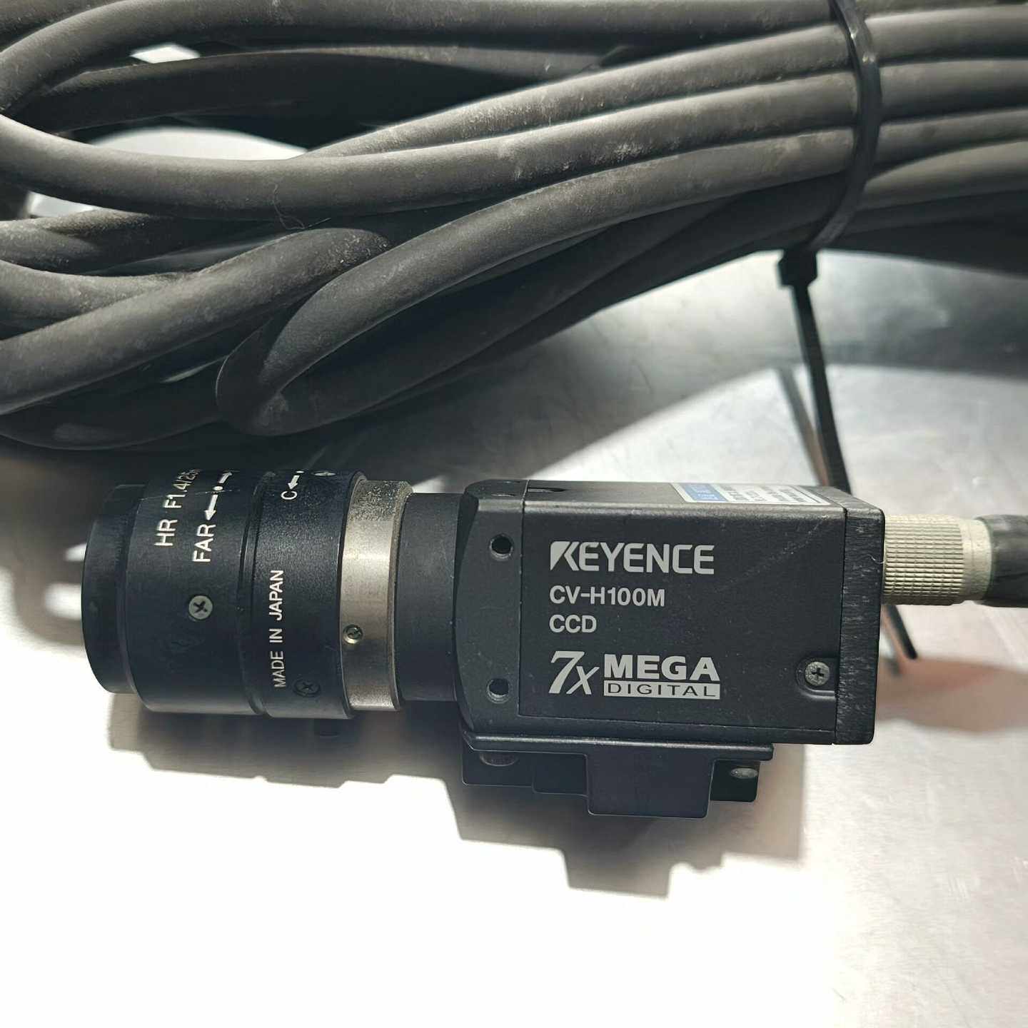 Keyence基恩士二手CCD工业相机CV-H100M含配套--议价商品