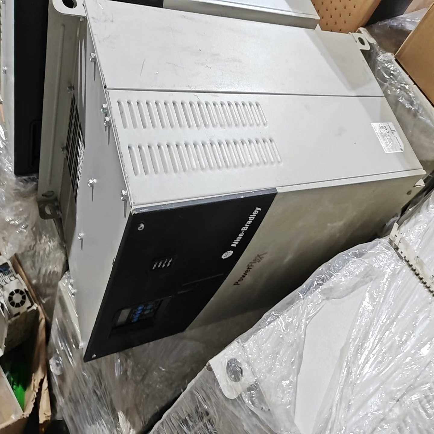 AB变频器，几乎全新，22C-D142A10375KW