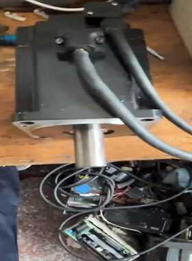 议价安川电机SGMJV-08ADA21拆机包好实图拍漂亮数量多多