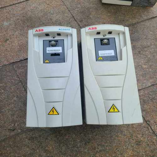 全新原装欧姆龙1S伺服电机   R88M-1M3K020C-~议价