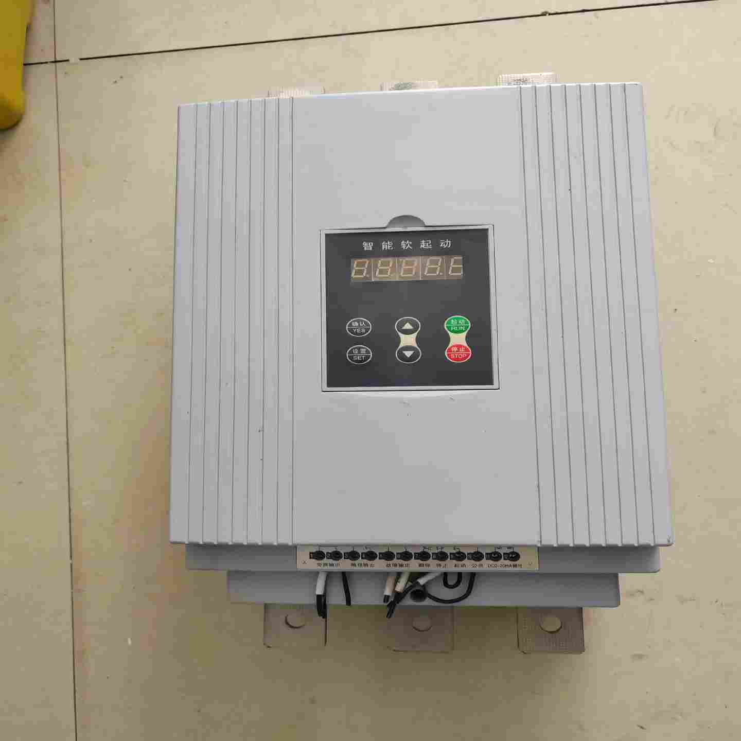 班美萝上海德力西软启动器HXR5系列，160KW需要的拿去，运费--议