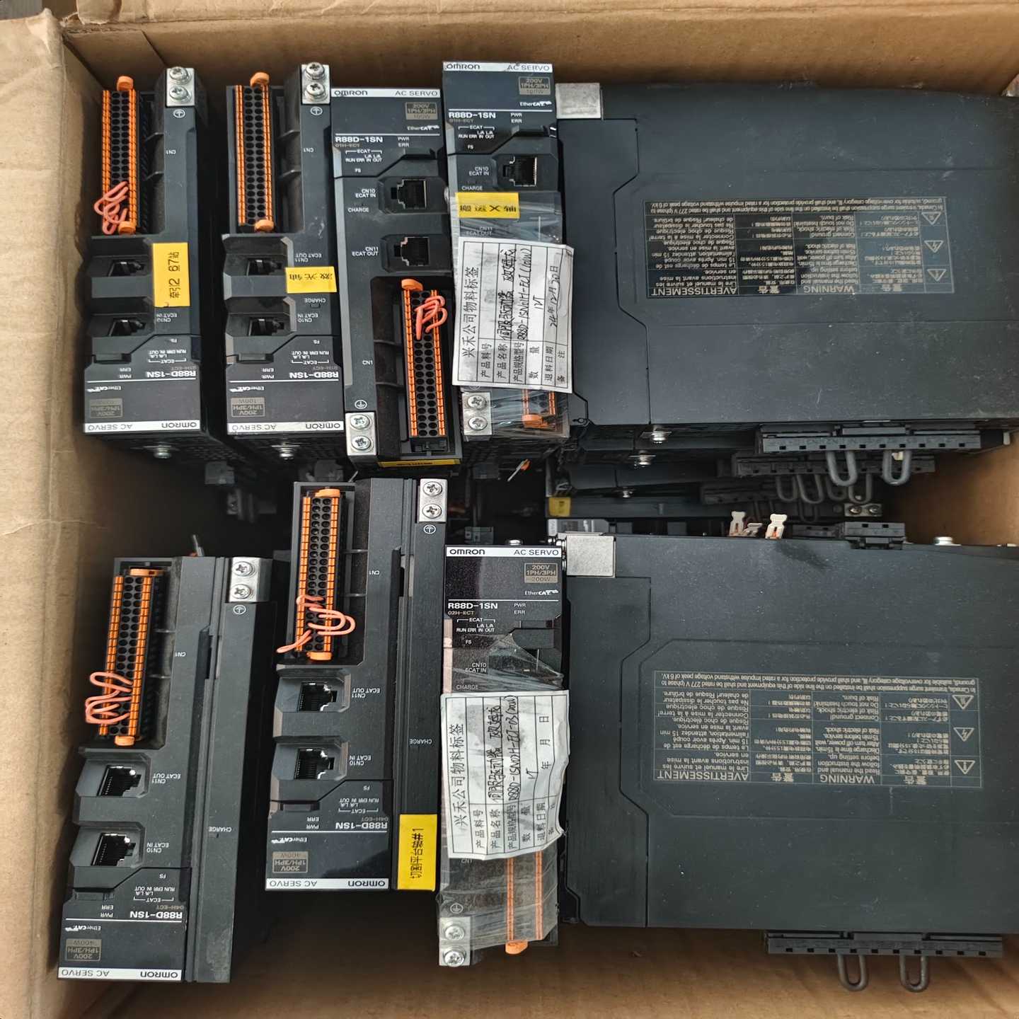 询价欧姆龙100W200W400W750W3KW伺服回来