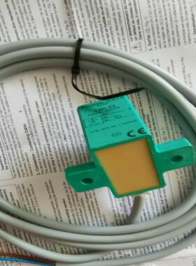 配件全新倍加福限位接近开关SJ10-E2 SJ1O-E2 NO 15051S议价