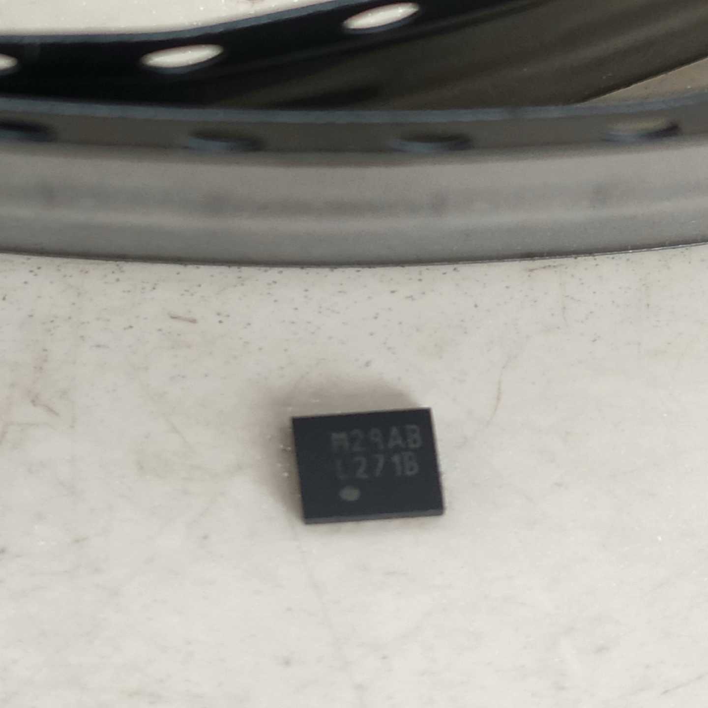 LM10011SD/NOPB丝印L271B余料67只询价