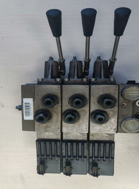 丹佛斯PVG32比例阀组157B6200-议价