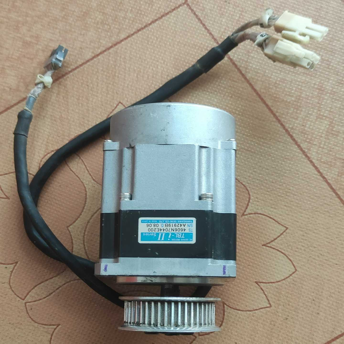 【议价】多摩川伺服电机TS4606N7044E200旧货成色如图适用