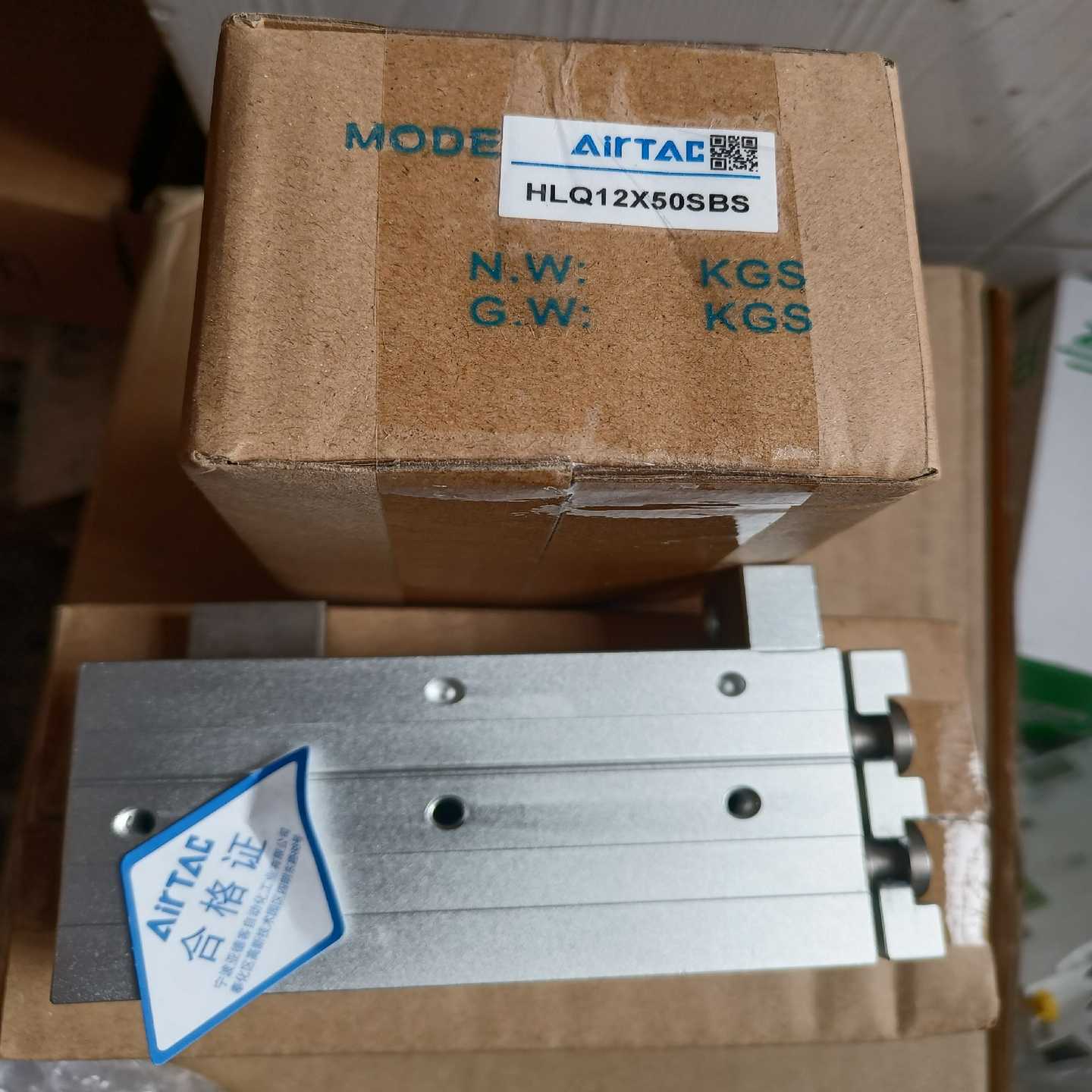 AirTAC亚德客滑台气缸HLQ12*50SBS，全新原装气动滑台-议价