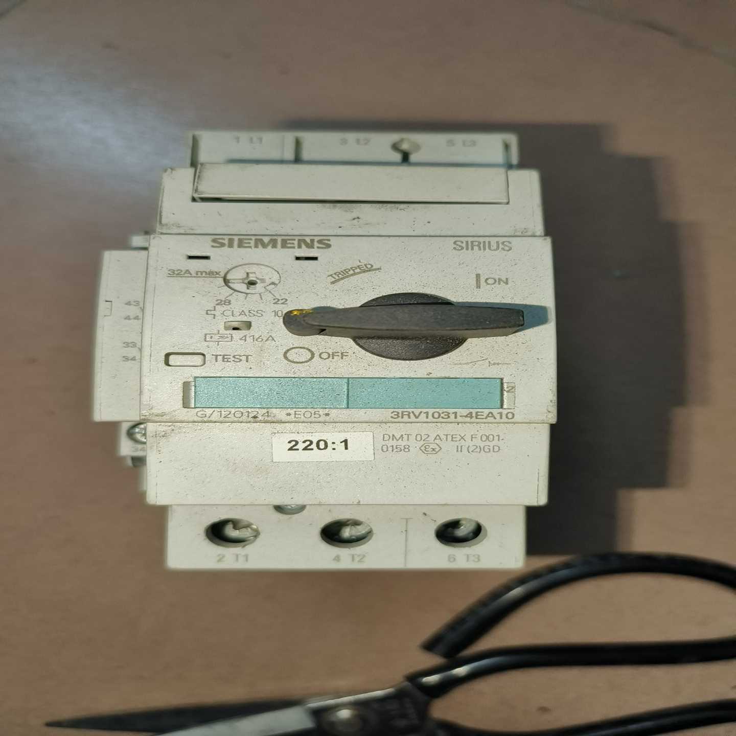 议价西门子电动机O保护器，原装拆机，型号3RV1031-4EA10现货/维