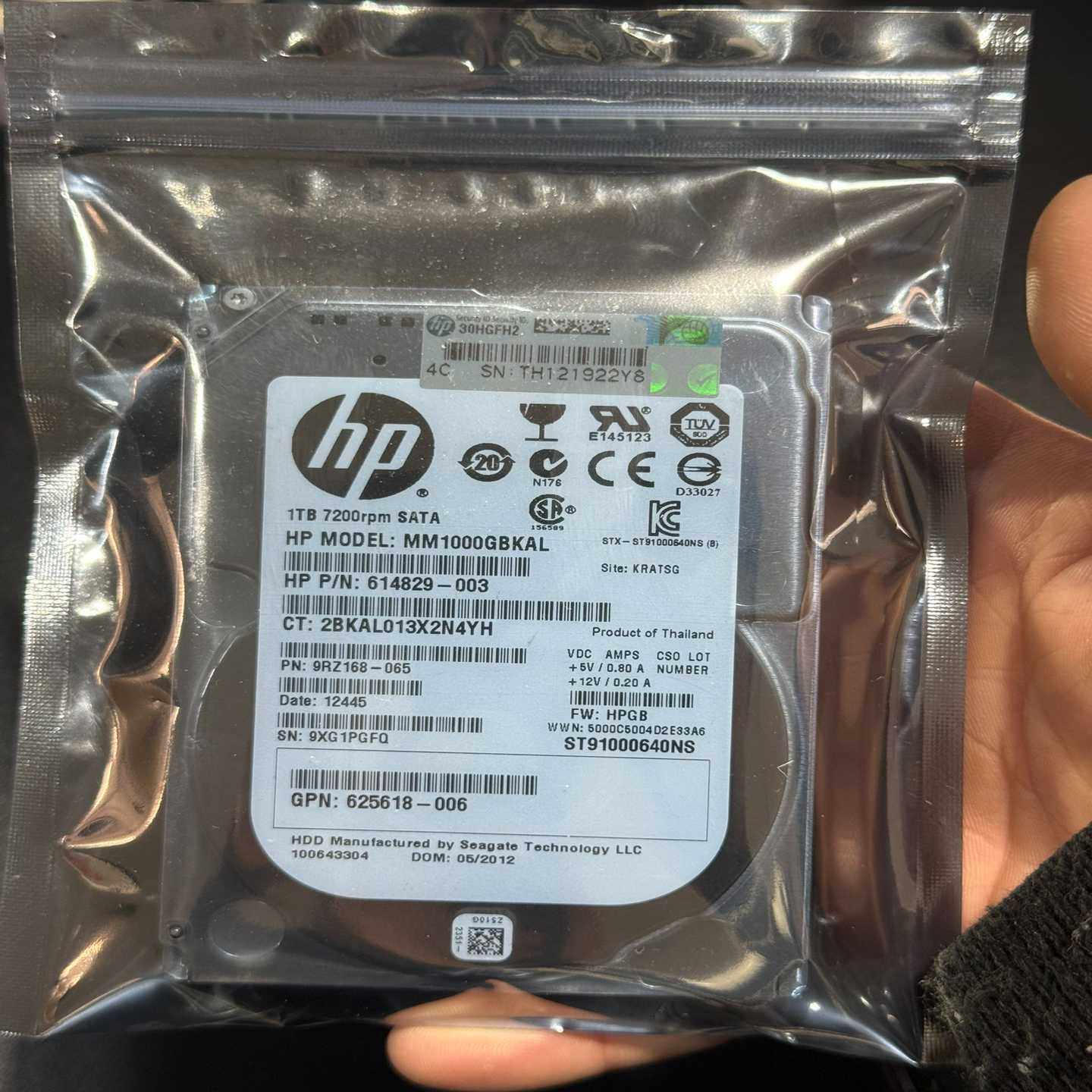 库存惠普服务器1Tsata机械盘0通电--议价商品