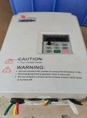 【议价】富菱3.7kw变频器，型号DZB200P003.7L4A，功适用