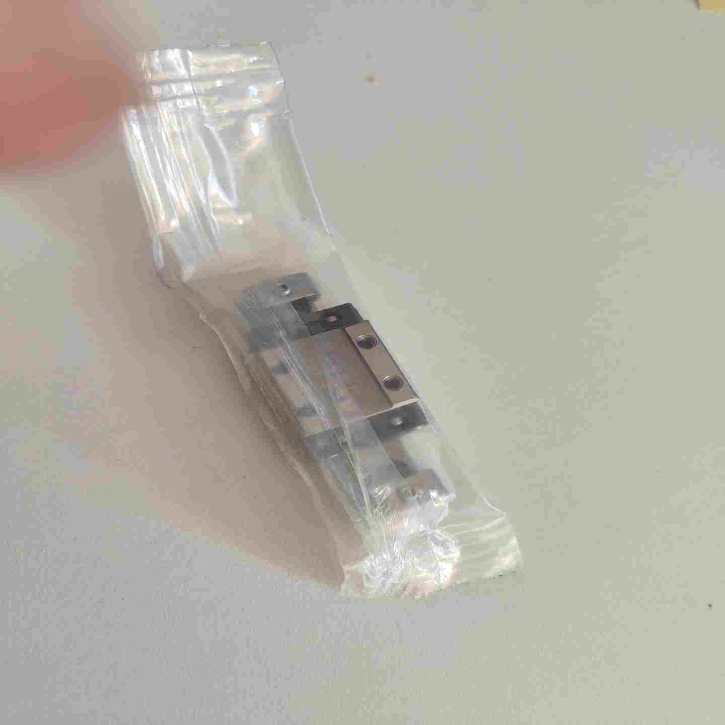 询价THK滑块RSR9KM实物图功能
