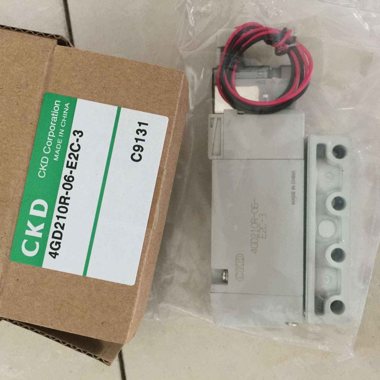 议价-原装CKD电磁阀4GD210R-06-E2C-3老款4GD210-E24GA210-E2全