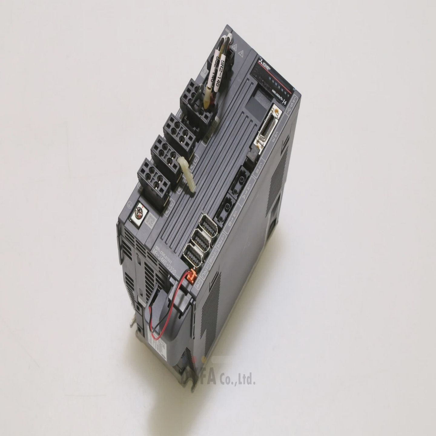 三菱MR-J4W3-222BMR-BAT6V1SET200W3轴放大器DRV-I-38789F