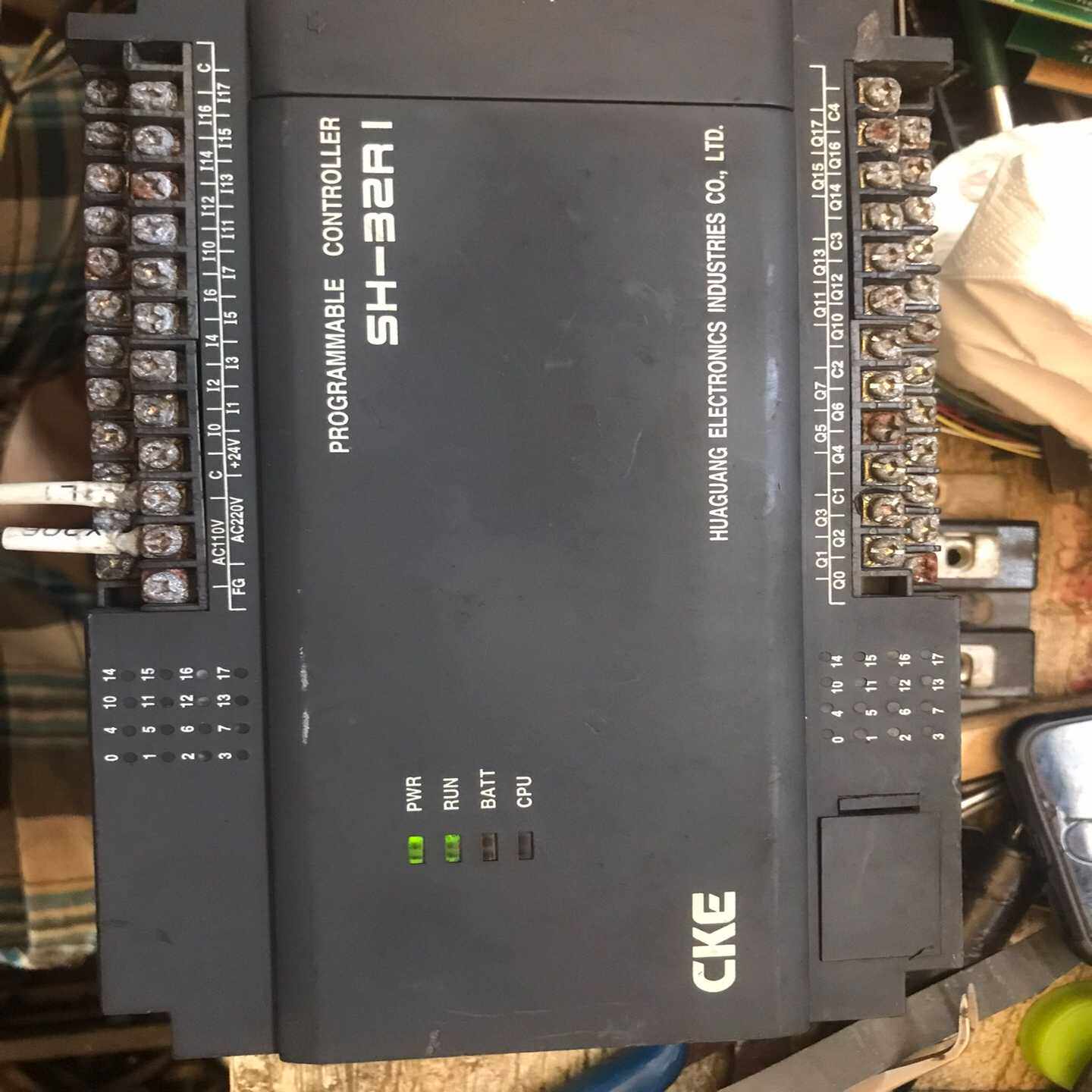 SH-32R1光洋PLC，的，通电如图，成色如图，380询价