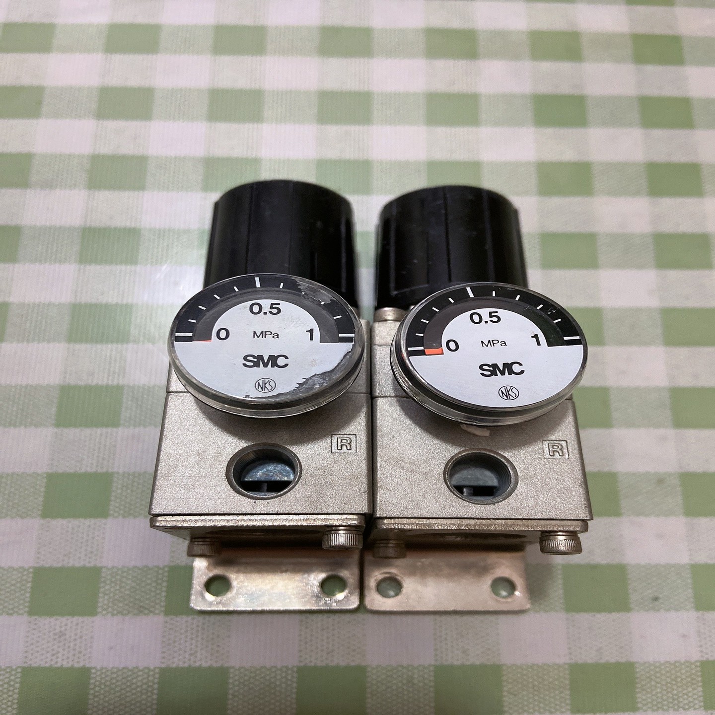 SMC调压阀  VEX1A33  孔位M5的存货有29个