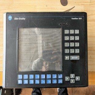 霸霸电子 上电亮 AB触摸屏 K10G1 后面黑色壳子有点破 2711