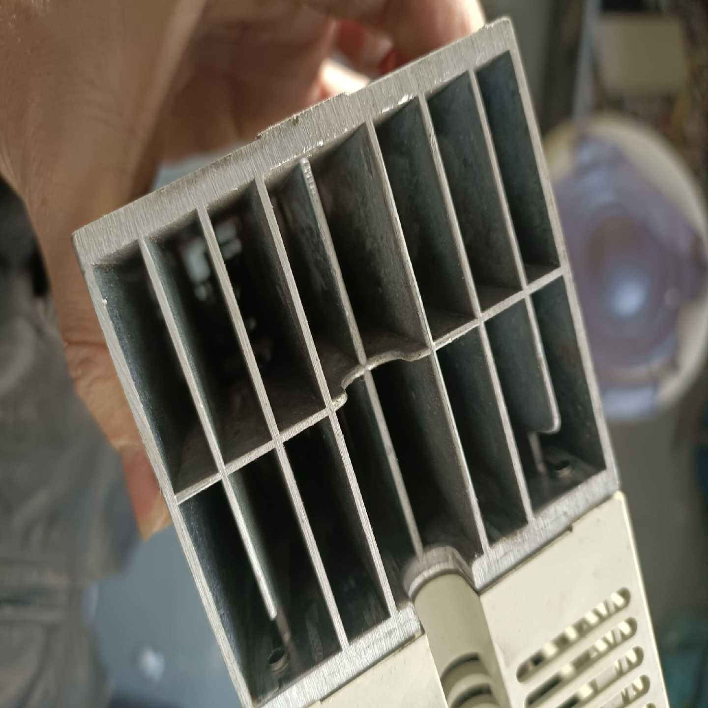 汇川  IS550AT017I-102实物图片，成色~询价