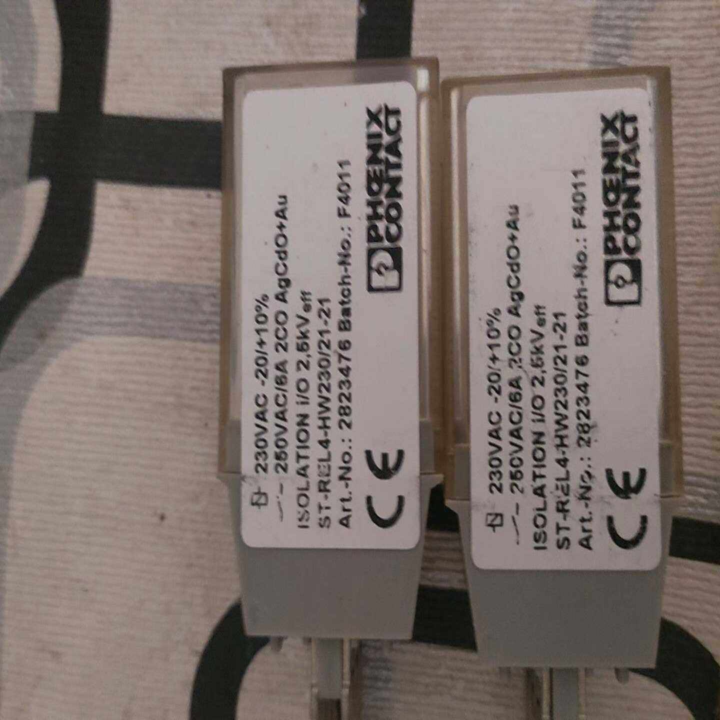 议价菲尼克斯继电器，新的两只菲尼克斯ST-REL4-HW230/
