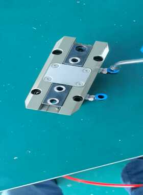 德国雄克平行夹持气缸，型号PGN100-1-AS037询价