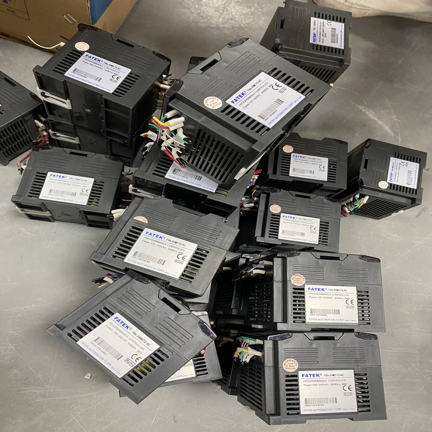 咨询-永宏PLCFBS-24MCT2-AC