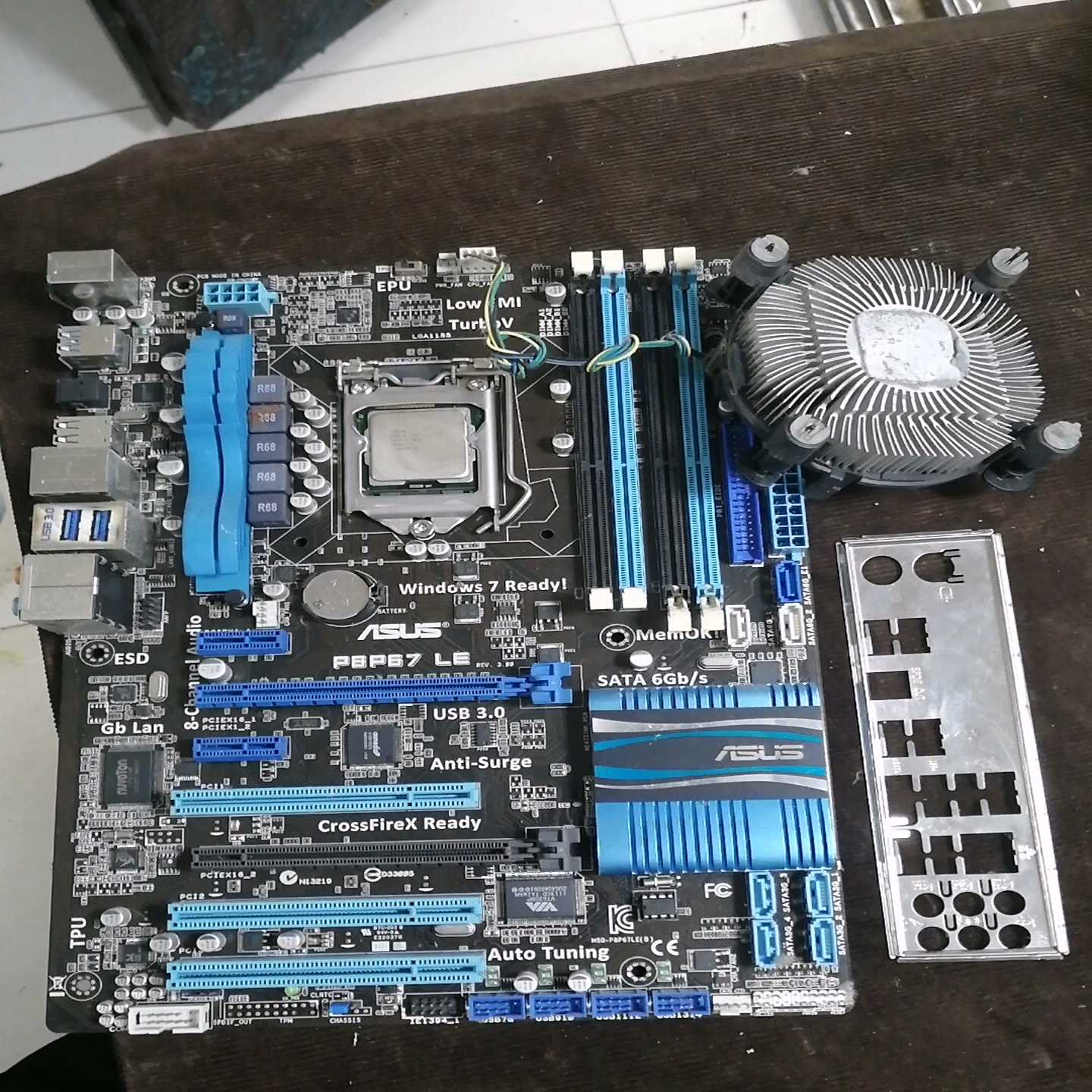 华硕P8P67LE主板，1155针脚，支持二代CPU，主板-询价客服