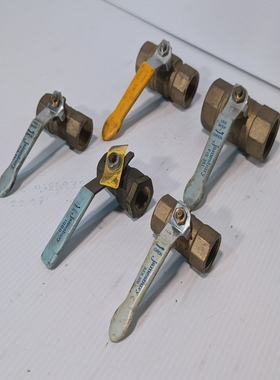 Lotof5brassballvalvesw/handlesasshown:Jamesbury100