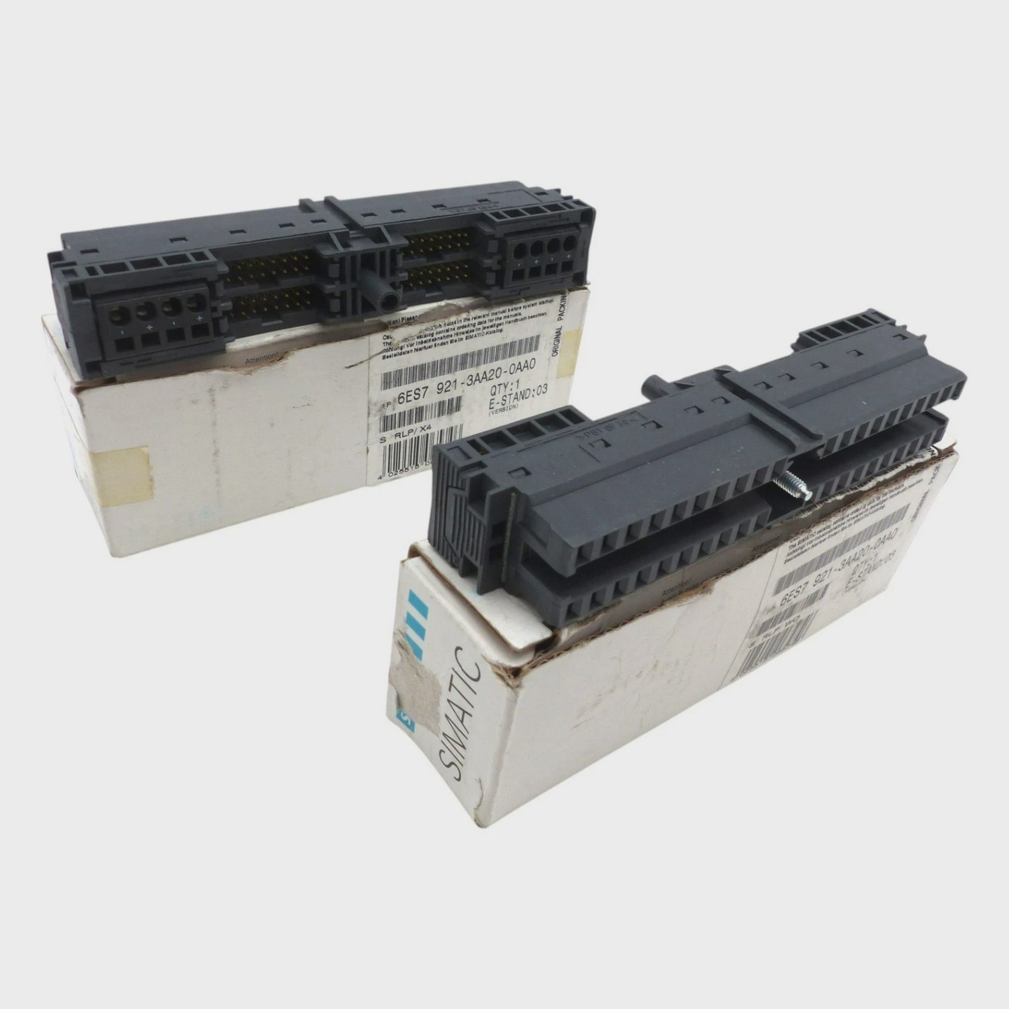 2xSiemensSimatic6ES7921-3AA20-0AA0Version:03Connector