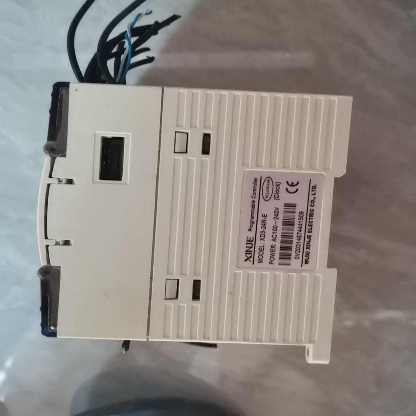 信捷PLCXD3-24R-E，二手拆机，成色漂亮。功能正常--议价商品