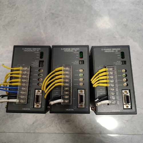 VEXTA东方步进驱动器RKD514LM-A*2个RKD询价