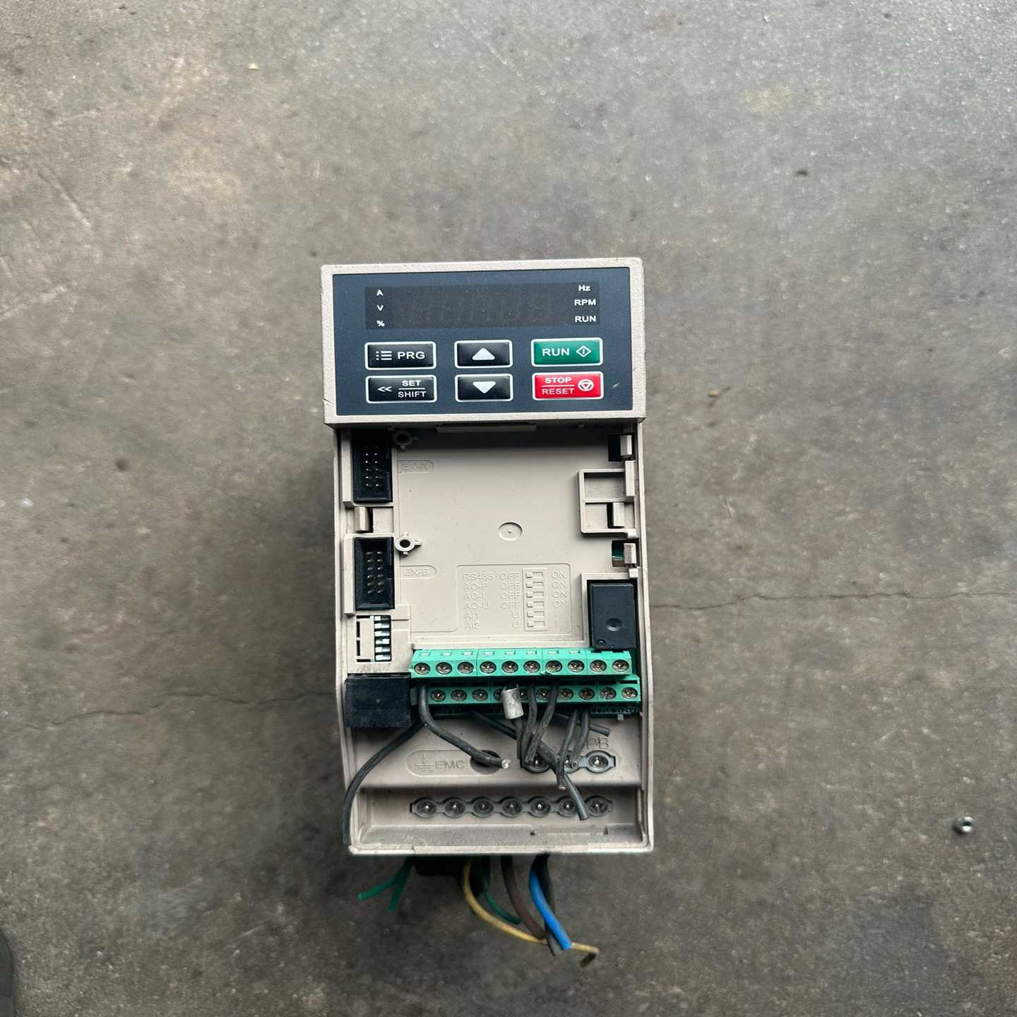 AC310-T3-R75G/1R5P-B伟创变频器0.7询价