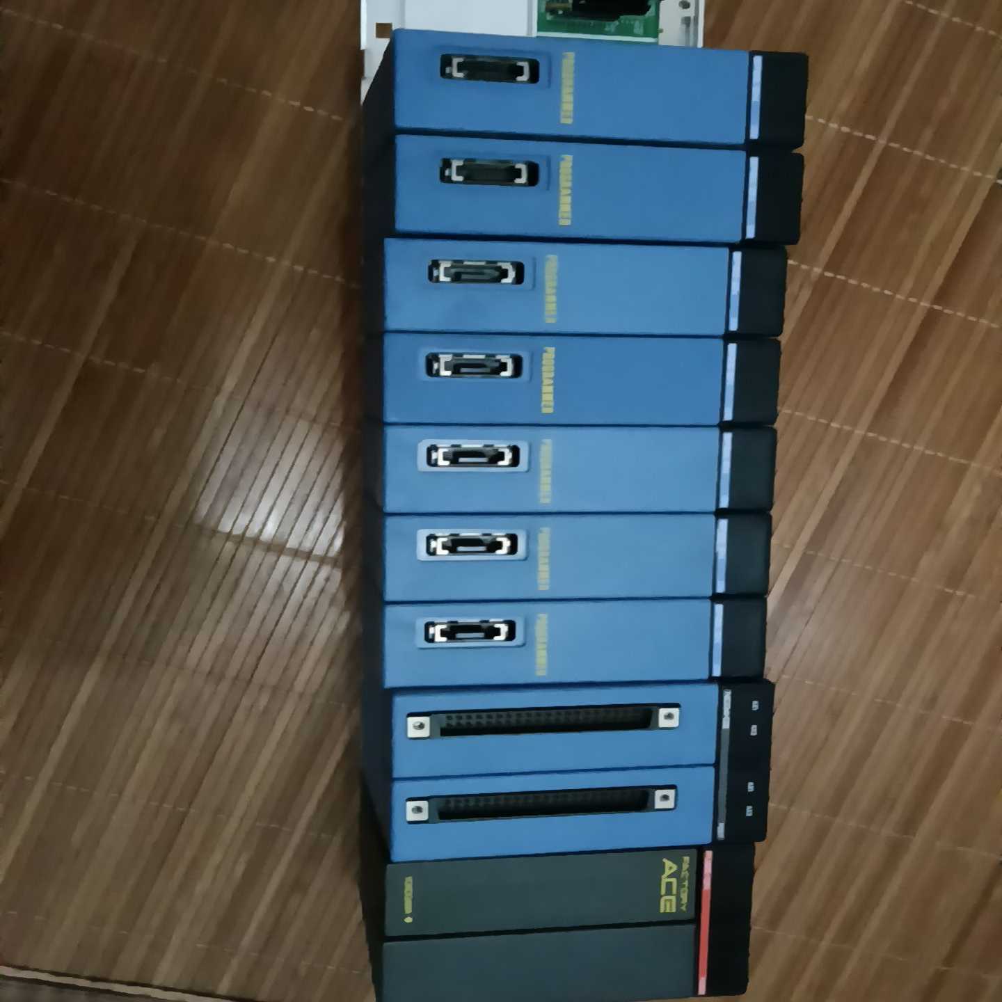 询价~光耦 A4504 件，