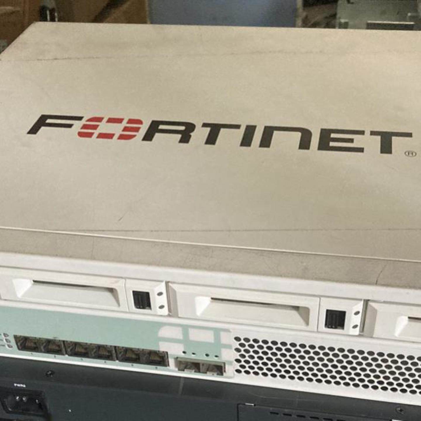 飞塔 1000D Fortinet FortiAnalyzer-1000D 整机 电源