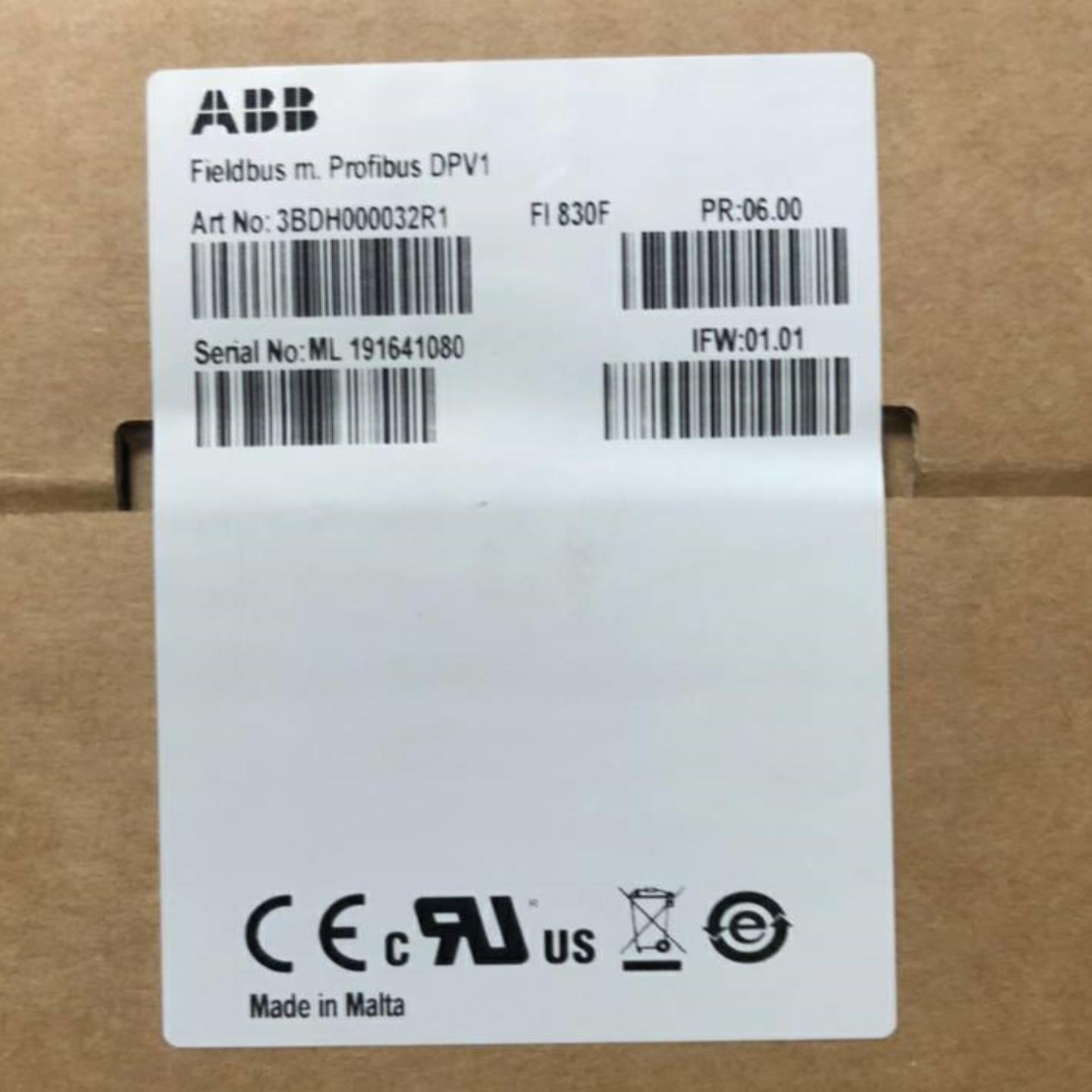 配件ABB   FI830F  DCS总线 线模件3BDH000032R1    ML 1议价