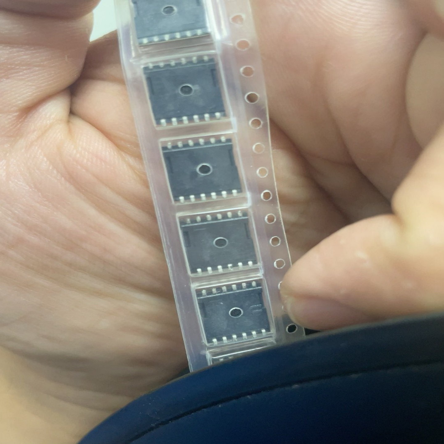 议价议价议价TLA-6T213HF-T议价