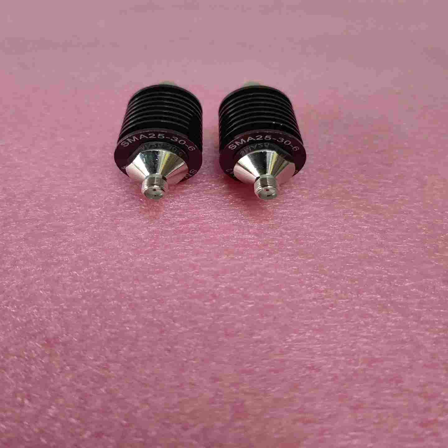 华湘25W同轴衰减器 50欧姆 SMA-JK公母头 30DB~询价