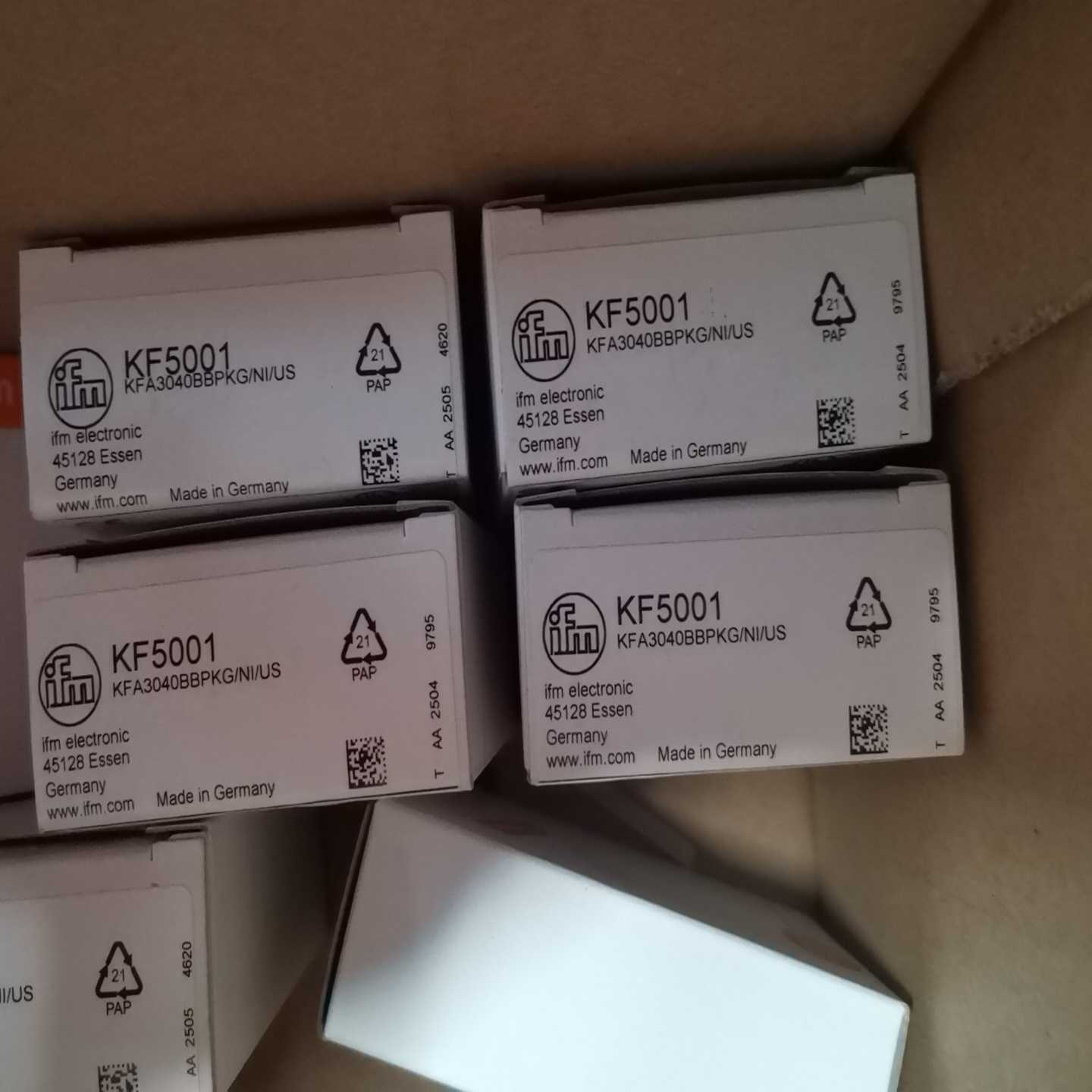 易福门KF5001传感器，德国原装，实图拍摄，全新未拆封，有--议价