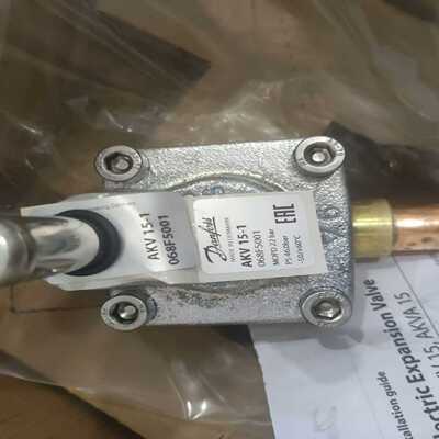 丹佛斯电子膨胀阀AKV15-1 订货代码068F5001（佳毅工控）